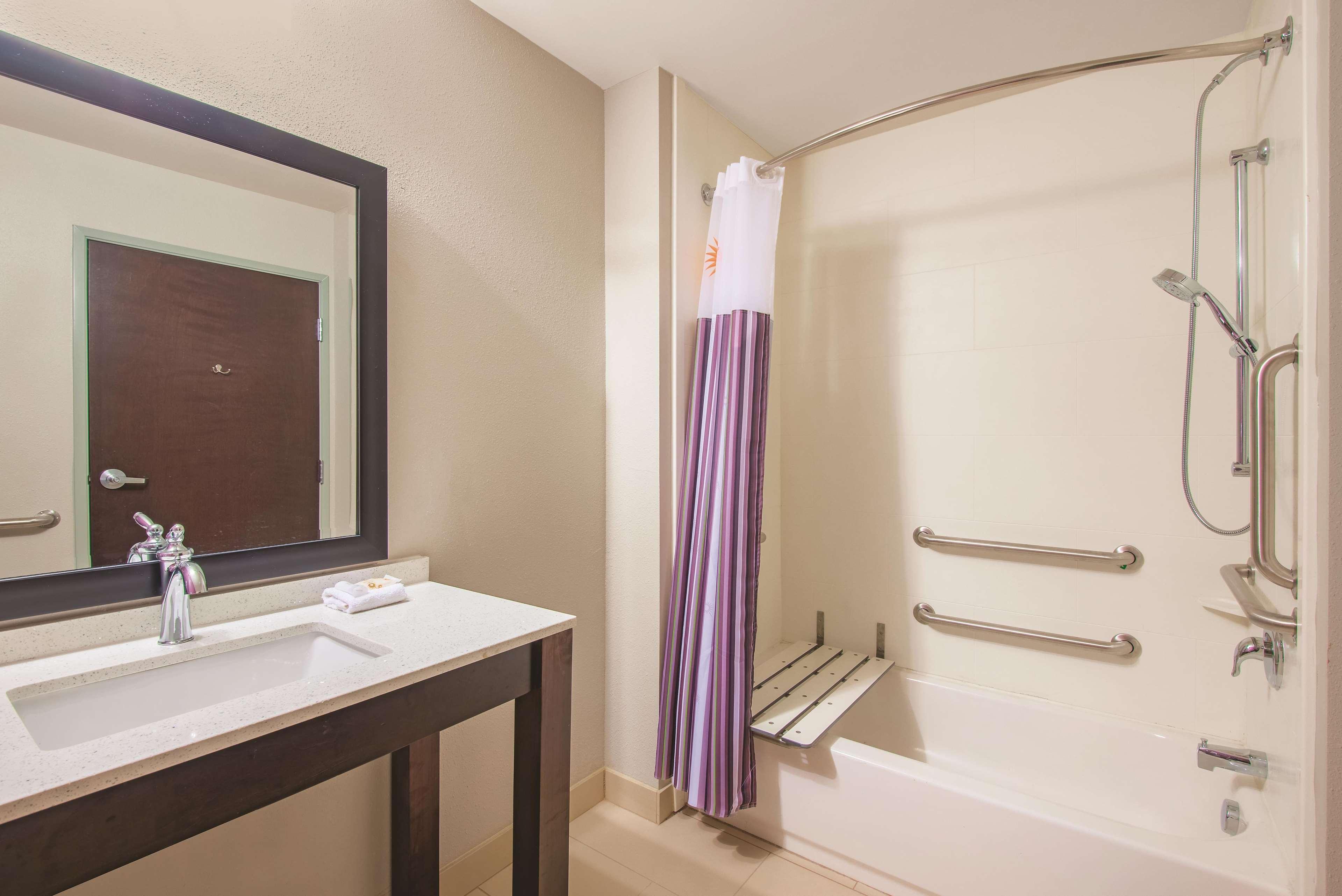 La Quinta By Wyndham York Hotel Ngoại thất bức ảnh