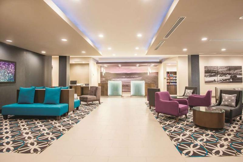 La Quinta By Wyndham York Hotel Ngoại thất bức ảnh